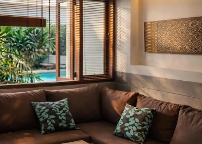Utopic Seminyak Apart Otel Legian